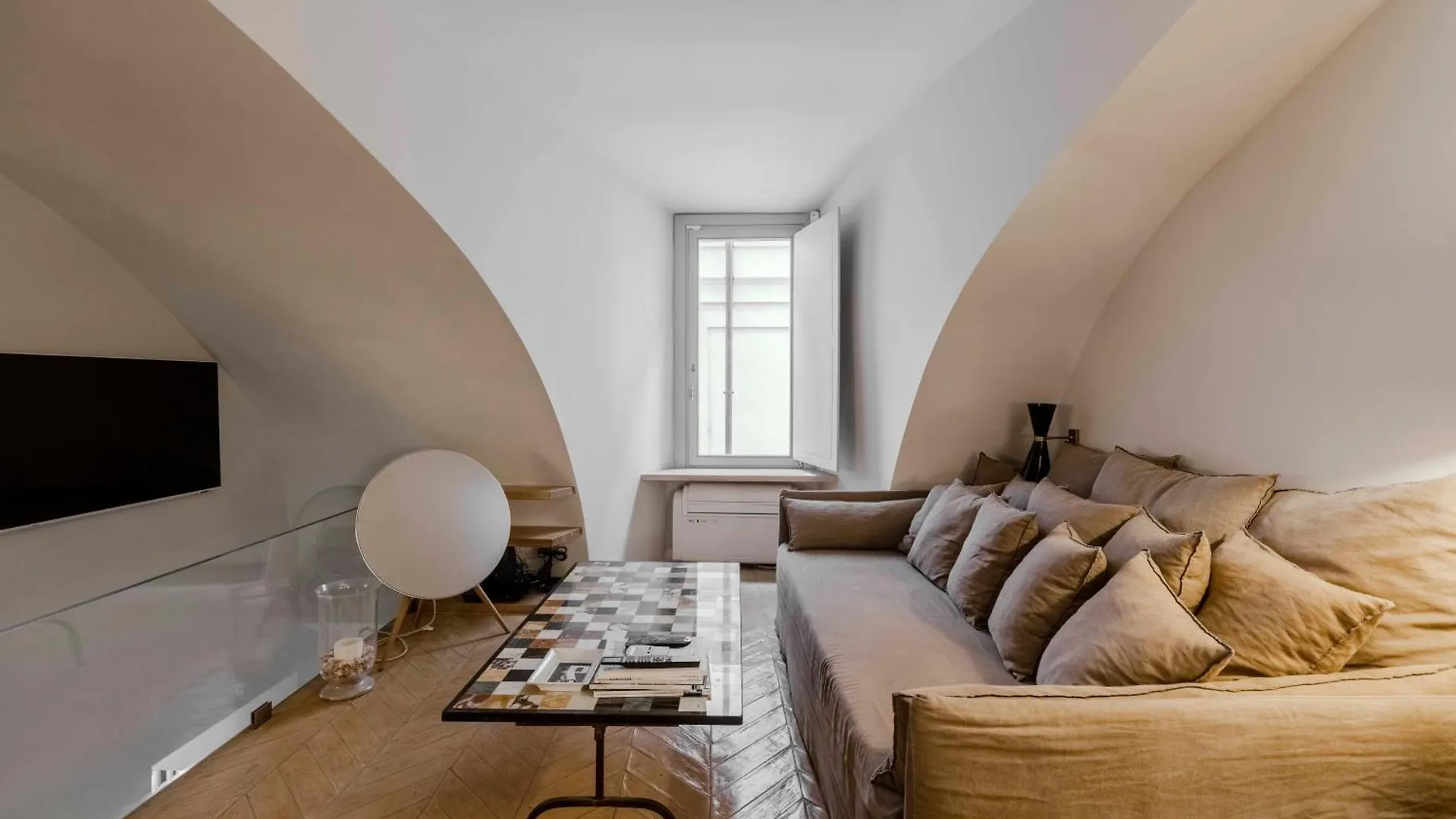 Piazza Navona Luxury Loft Apartment Rome